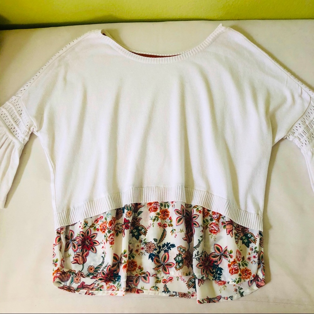 ⭐️ 3 for $20 Promod Floral Loose Cream Sweater S